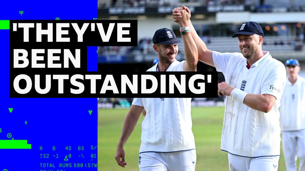 英格兰与巴基斯坦首场测试赛:罗宾逊与汤普森各取五 wickets